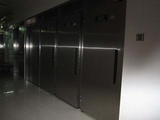 Adjustable Shelving Cold Room Refrigeration Including Sliding Or Hinged Door Variants Engineered For Temperature Control